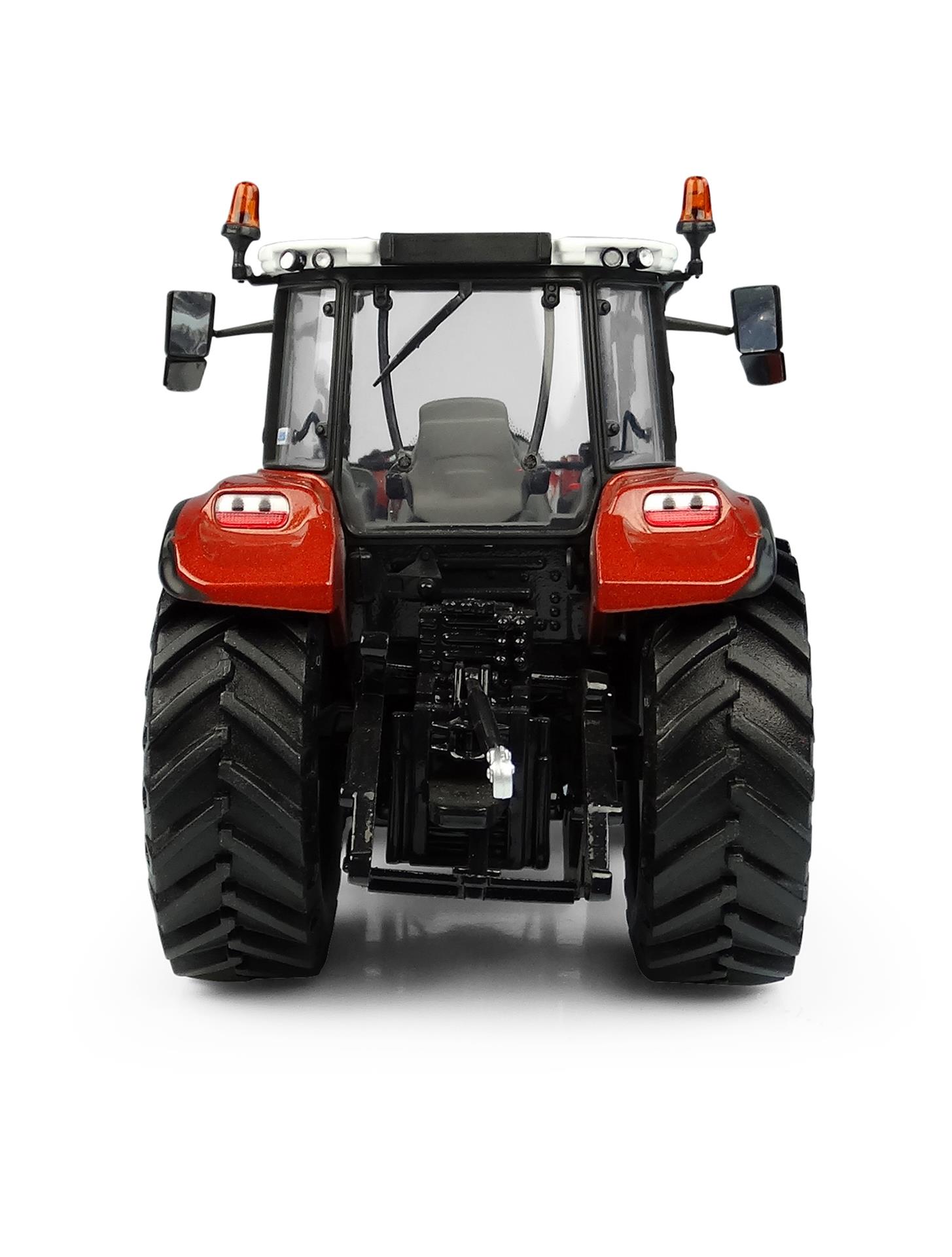 Traktor, T5.120 Centenario, mit Frontlader.